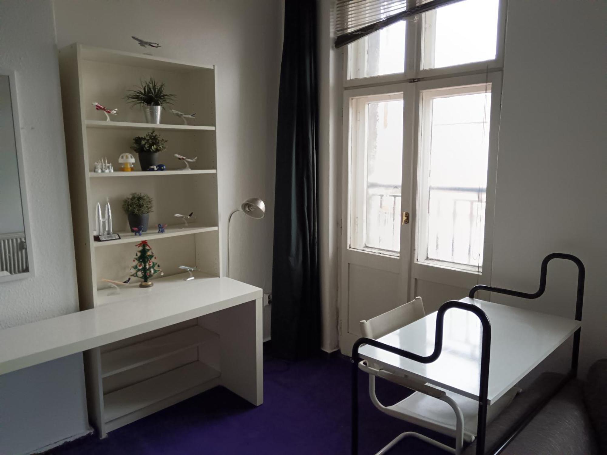 Private Bedroom Near Alexanderplatz In Sharing Apartment Berlin Ngoại thất bức ảnh